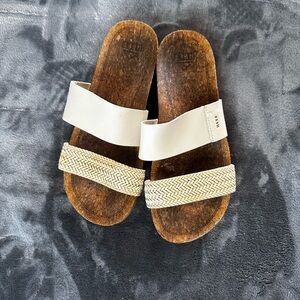 Reef Women's Sandals in White and Tan